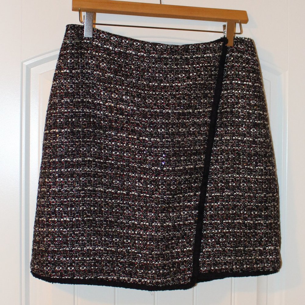 LOFT Holiday Skirt w/ Sequins Sz 6